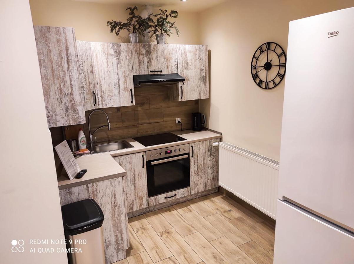 אוסטראון Bocianowka Z Sauna I Fotelem Masujacym W Cenie מראה חיצוני תמונה