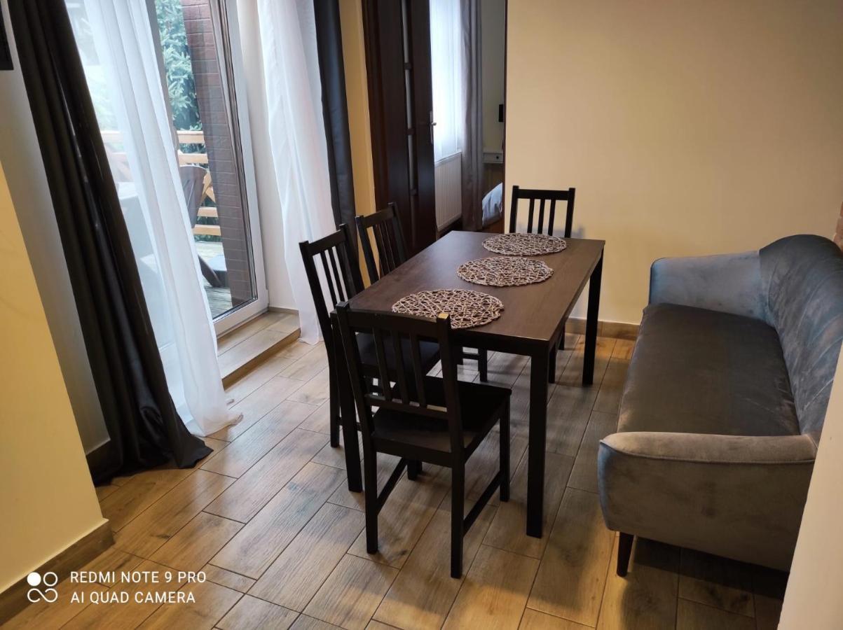 אוסטראון Bocianowka Z Sauna I Fotelem Masujacym W Cenie מראה חיצוני תמונה