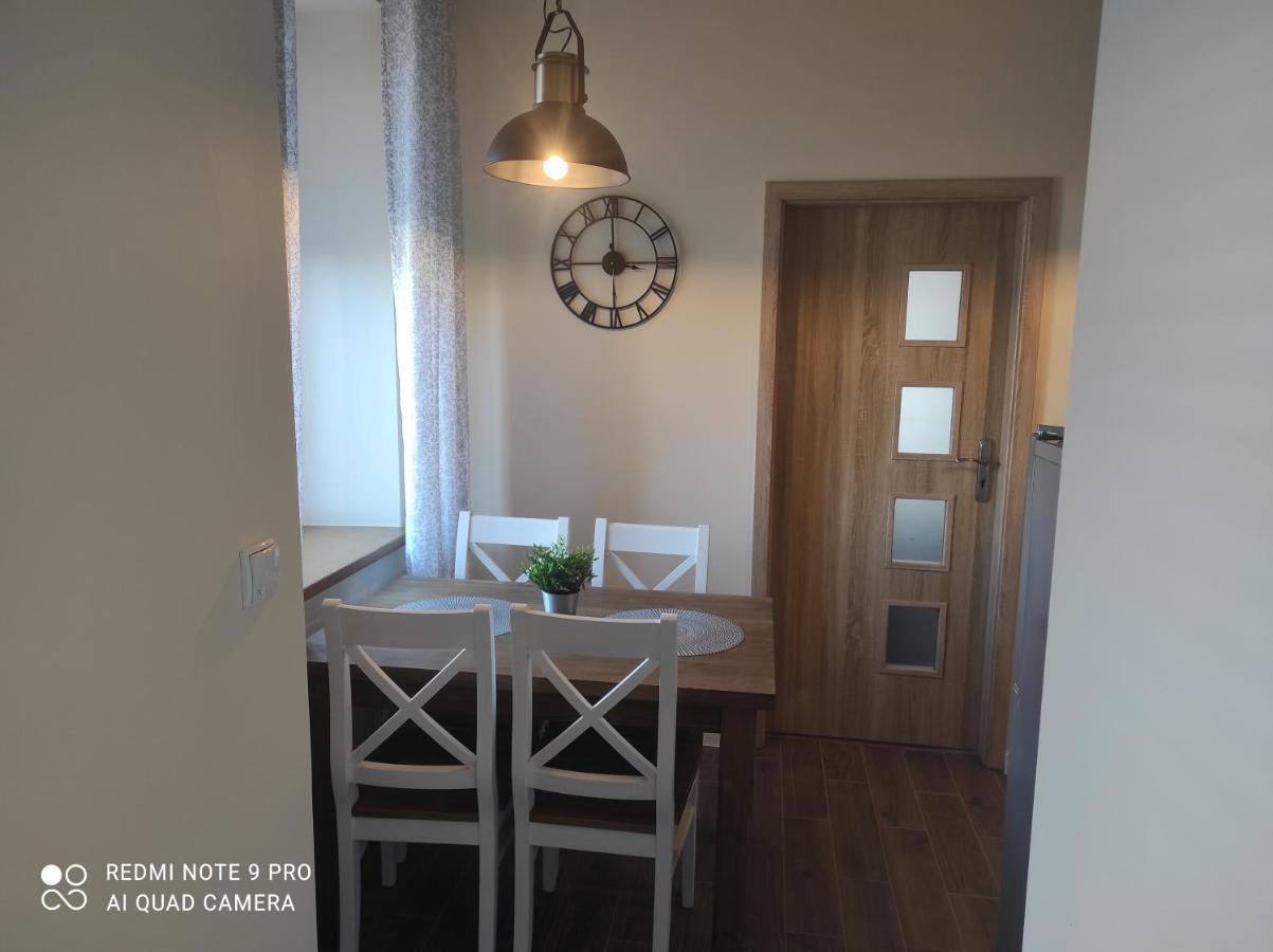 אוסטראון Bocianowka Z Sauna I Fotelem Masujacym W Cenie מראה חיצוני תמונה