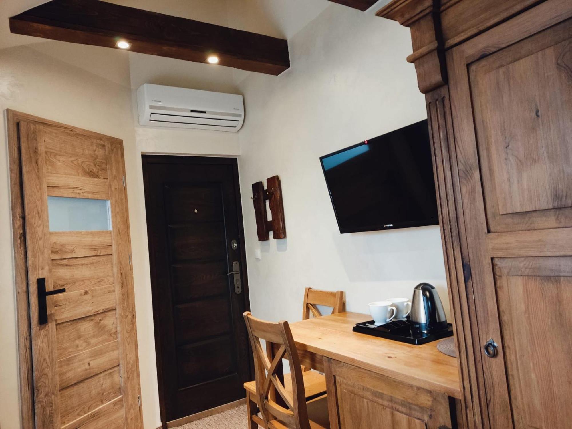 אוסטראון Bocianowka Z Sauna I Fotelem Masujacym W Cenie מראה חיצוני תמונה